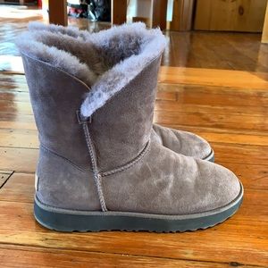 UGG Classic Cuff Short Boot